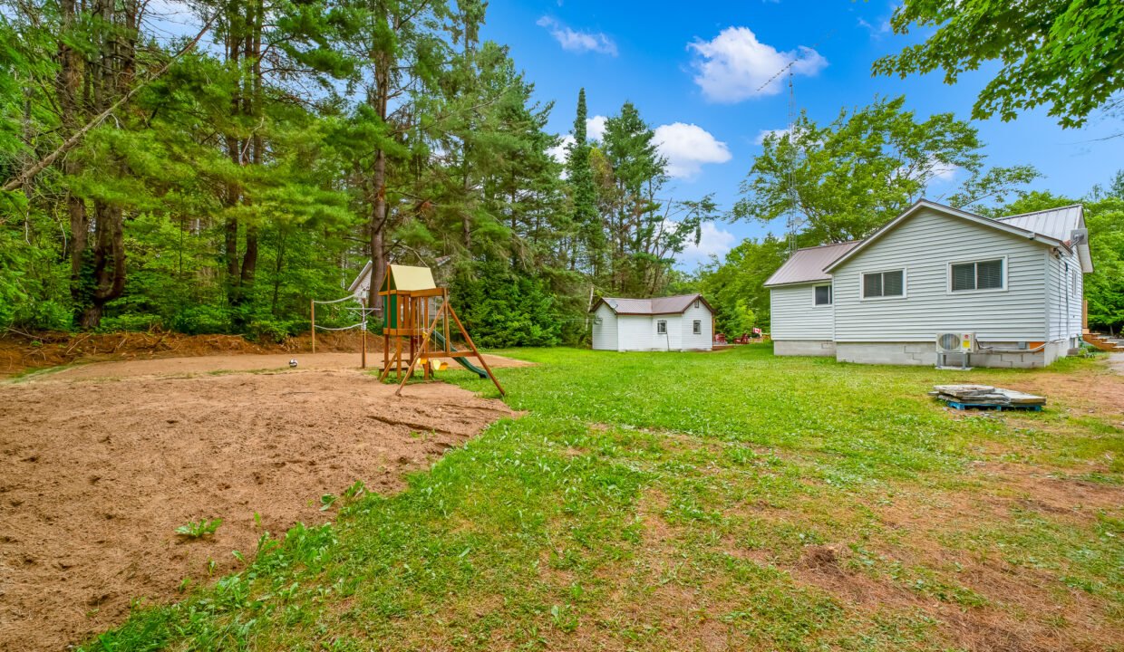 MLS | 32 Beachli Lane | 002