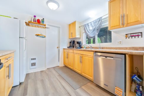 MLS | 32 Beachli Lane | 018