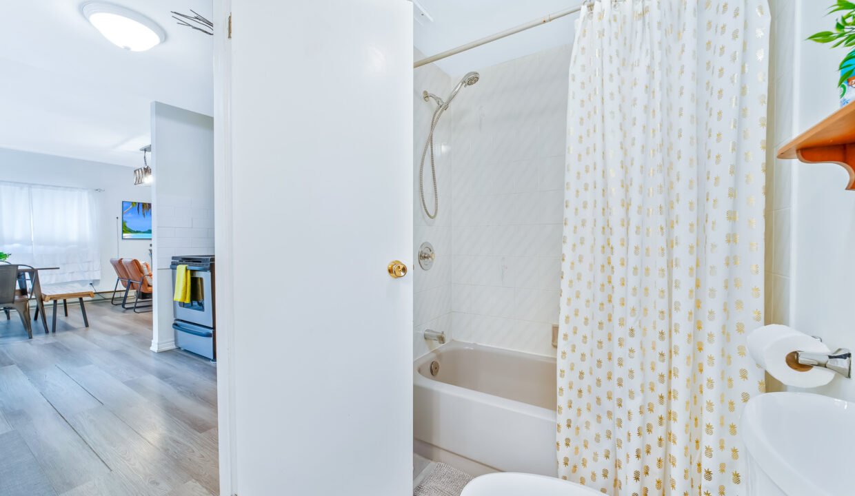 MLS | 32 Beachli Lane | 026